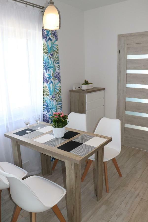 Apartament Natalia Busko-Zdrój Kültér fotó